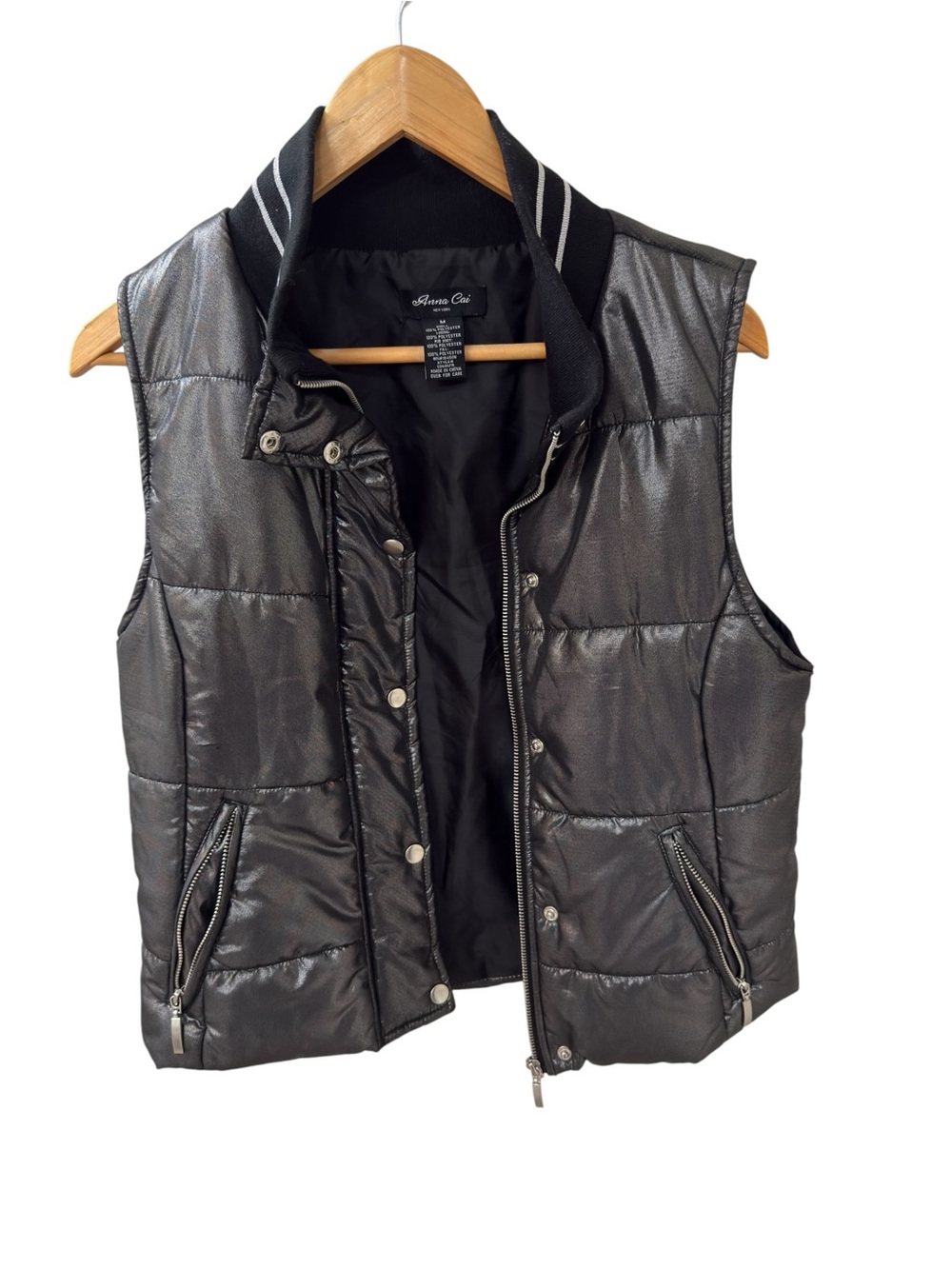 Anna Cai Metalllic Black Quilted Puffer Vest Ribbed Collar Pockets Zip Size M.